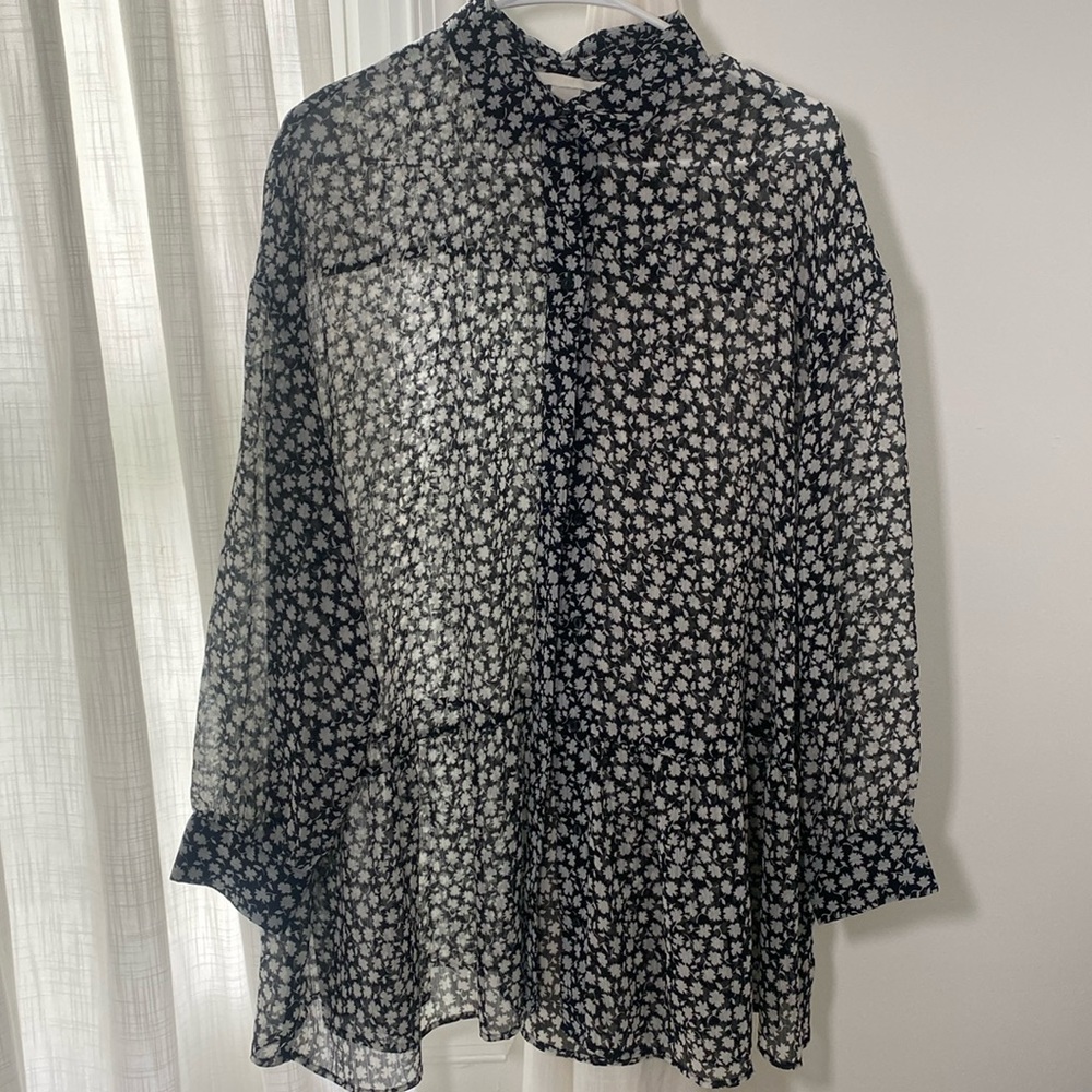 H&M Chiffon Floral Ruffle Blouse, Size 10
